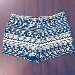 Cute Forever 21 black and white Shorts